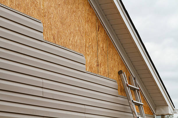 Professional Fiber Cement Siding technician working in Jamestown, OH